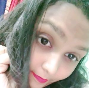 Meet your Posher, Asmina